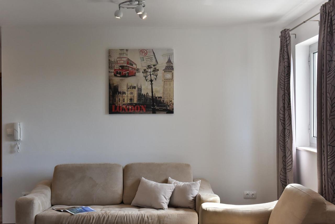 Apartmani Iva Vir Zewnętrze zdjęcie